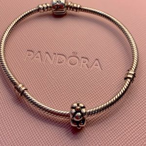 Pandora *retired* Flower Flourish Charm